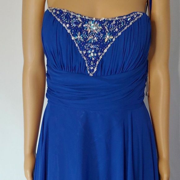 (15)  NWT Wow A-line Strapless Formal Gown in Plus Size - Picture 4 of 4